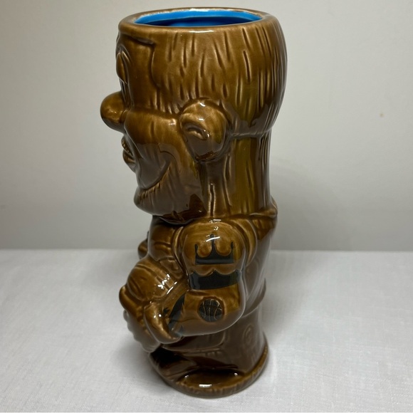 Geeki Tikis - Space Jam - Labron James - Ceramic Tiki Mug 16 OZ. - Picture 5 of 6